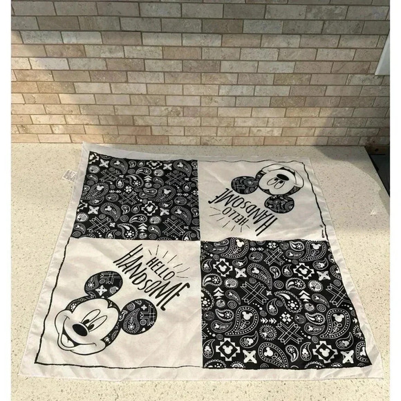 Disney‎ Mickey Mouse kerchief, Bandana, Disney Licensed, Japan ds - Picture 1 of 2